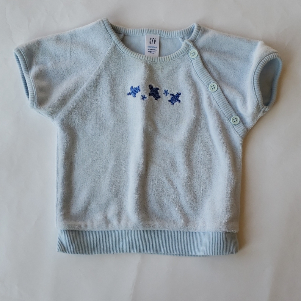 Baby Gap newborn terry cloth short sleeve shirt